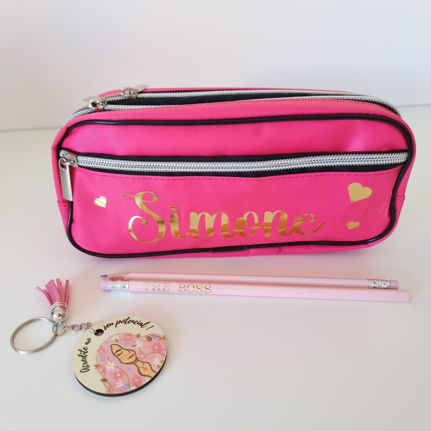 Estojo Pink com chaveiro e lápis personalizado